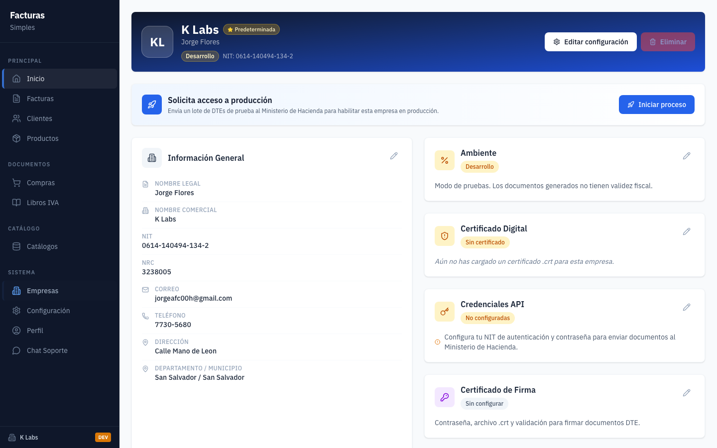 Paso 2 de 4 — Datos de contacto. Complete el telefono, email y direccion de la empresa. Estos datos aparecen impresos en los documentos emitidos.