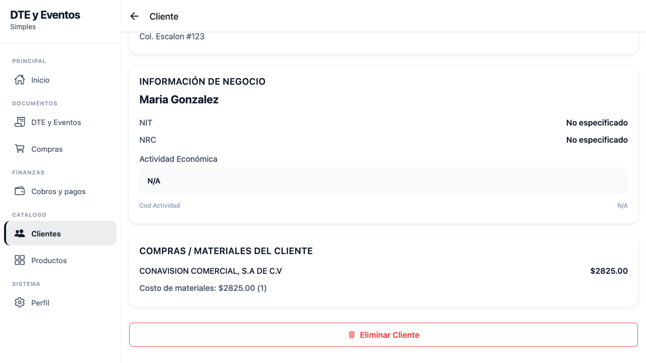 En el detalle del cliente vinculado aparece la seccion "Compras / Materiales del cliente" con el mismo listado de compras y su costo total de materiales.